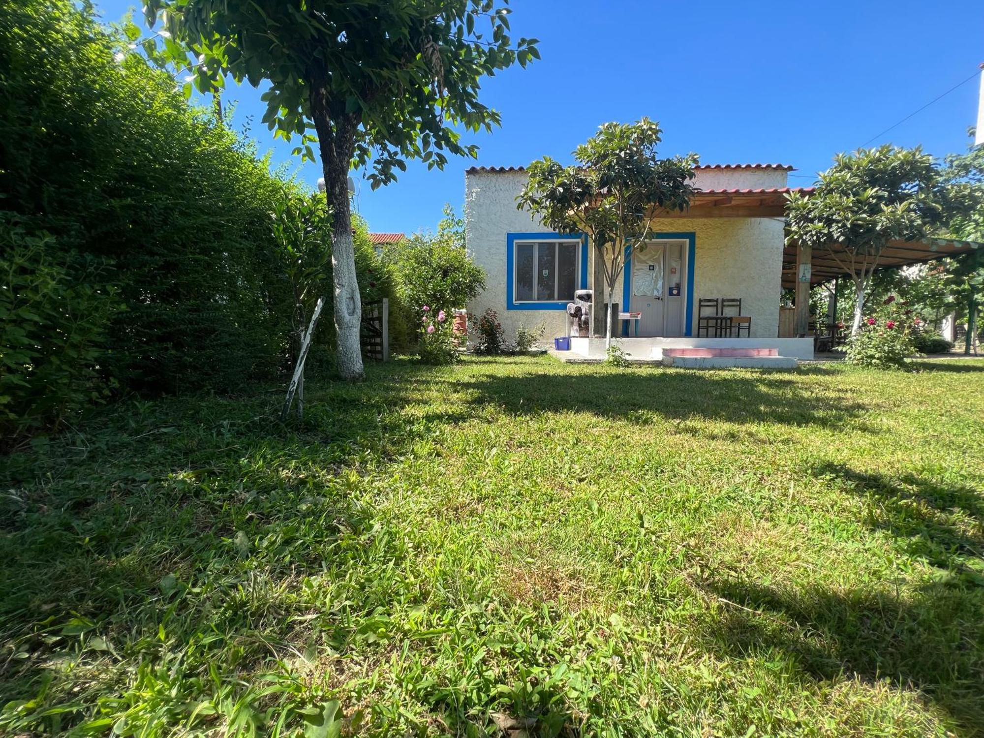Elbasan Backpacker Hostel Bagian luar foto